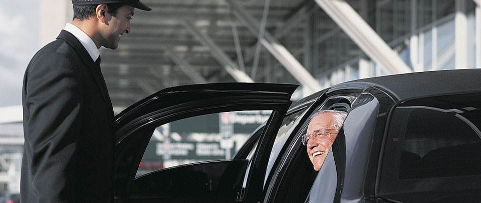 ��Ԫ���������£�������ҵ�ķ�չǰ�����»���